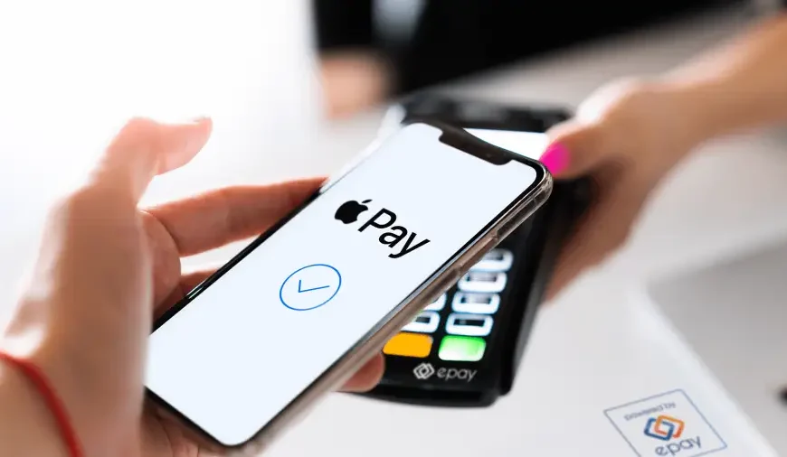 Does AmPM Take Apple Pay?