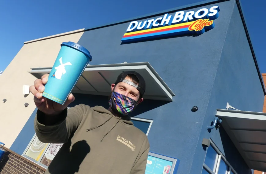 Does Dutch Bros Take Apple Pay