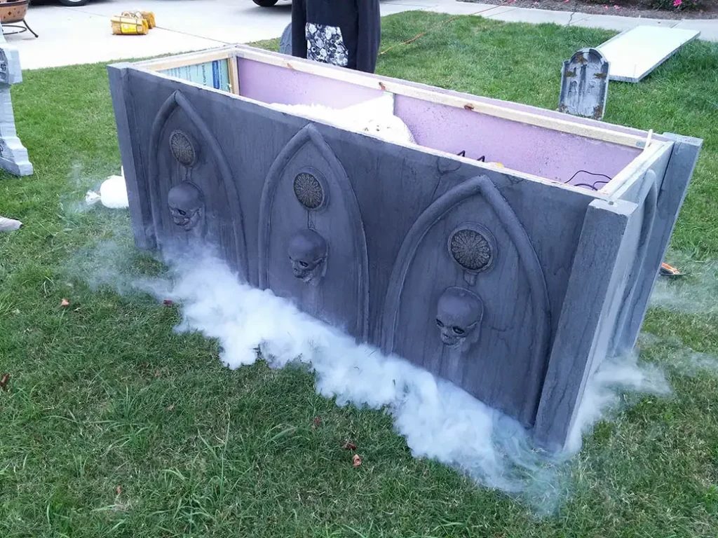 How To Decorate The Front Of Your House For Halloween - Fog Machine Halloween Entrance
