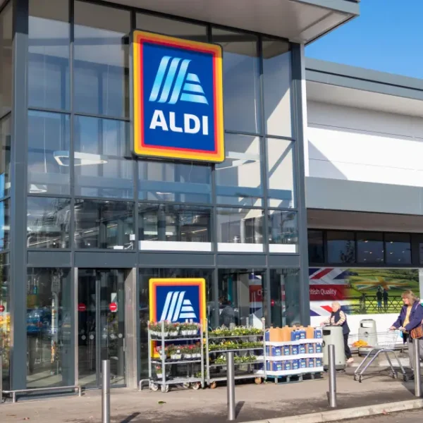 Does Aldi Take Apple Pay?