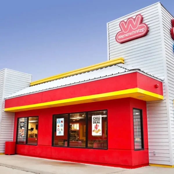 Does Wienerschnitzel Take Apple Pay?