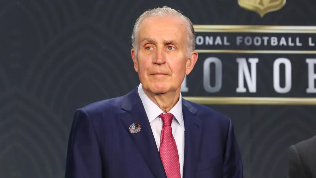 Paul Tagliabue Net Worth